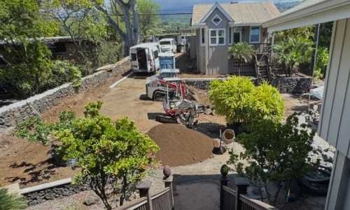 landscape-installation-overlay Complete big island landscape installation in Kailua-Kona including hardscaping, topsoil replacement, planting native shrubs, and more.